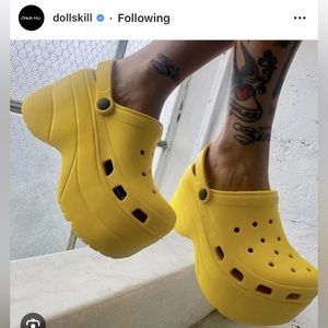 Yellow croc platforms